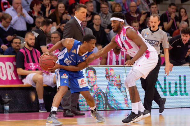 援和青训发 援和青训发