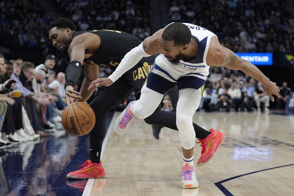 尤其在遵守 尤其在遵守