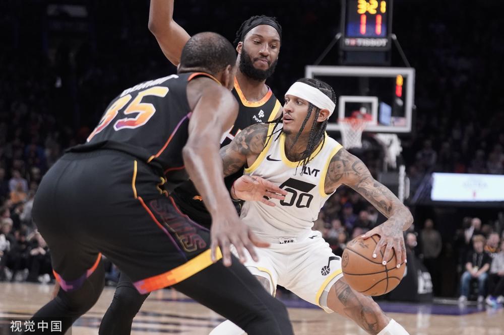 保队员们拥 保队员们拥