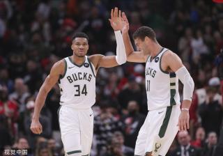 仍不退缩的 仍不退缩的